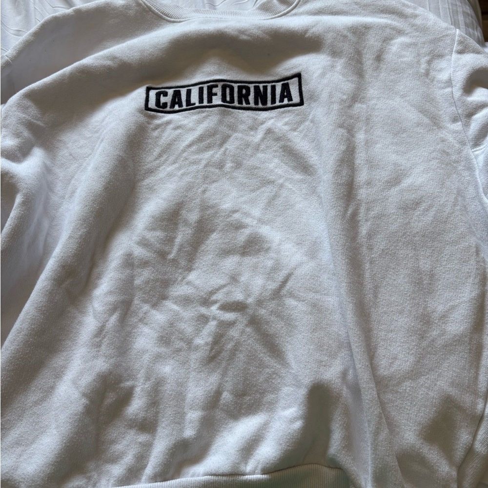 Wild Fable White and Black Graphic Sweatshirt